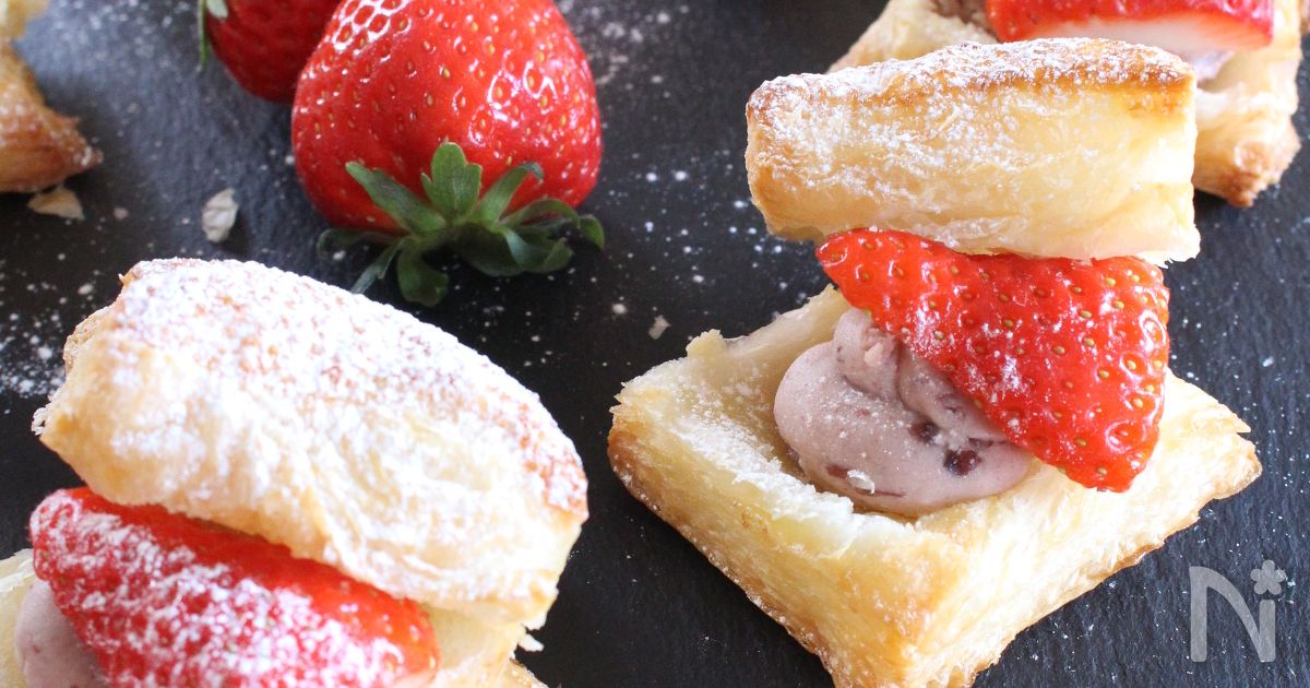 簡単和スイーツ♪いちごの粒あんクリームパイ