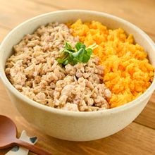 食べ応えも栄養もUP!【えのき鶏そぼろ丼】