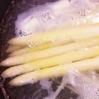 ホワイトアスパラガスのおいしい茹で方
