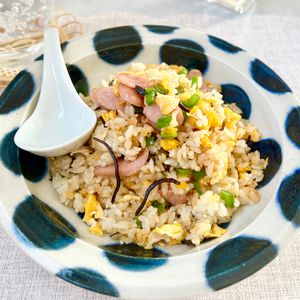 のりのり🐾🎀🤍の作ってみた!投稿(【塩こんぶバター炒飯】ウインナーと卵で絶品炒飯!味付け簡単♪)