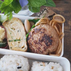 まんまの作ってみた!投稿(ソース不要♡いきなりハンバーグ【#作り置き #包丁不要】)