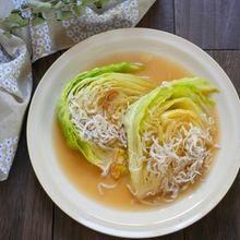 簡単なのに褒められる【クタッと沁みる　キャベツ出汁バター煮】