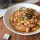 塩昆布とめんつゆで鶏もも白菜炒め