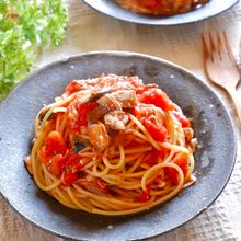 革命的にうまい♡『鯖缶ときのこの革命トマトパスタ』