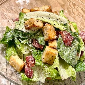 michuの作ってみた!投稿(厚揚げたっぷり《レタスとベーコンのシーザーサラダ》)