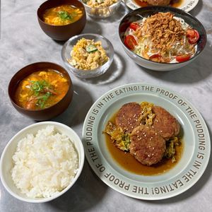 ぽてちの作ってみた!投稿(【つくねと白菜の甘辛蒸し】ワンパン蒸しで白菜もつくねも絶品！)
