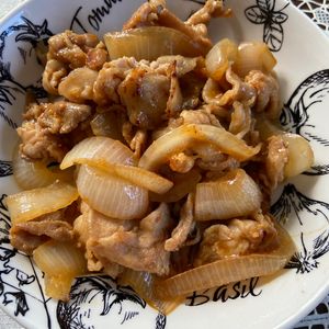 万福の作ってみた!投稿(【豚カルビ焼肉炒め】夫の胃袋を掴んだ！最強焼肉炒め！簡単◎)