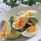 アボカドと茹で卵の簡単サラダ