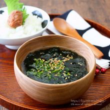 味付け海苔で、簡単和風海苔スープ。