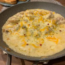 超濃厚！きのこ入り"シュクメルリ"