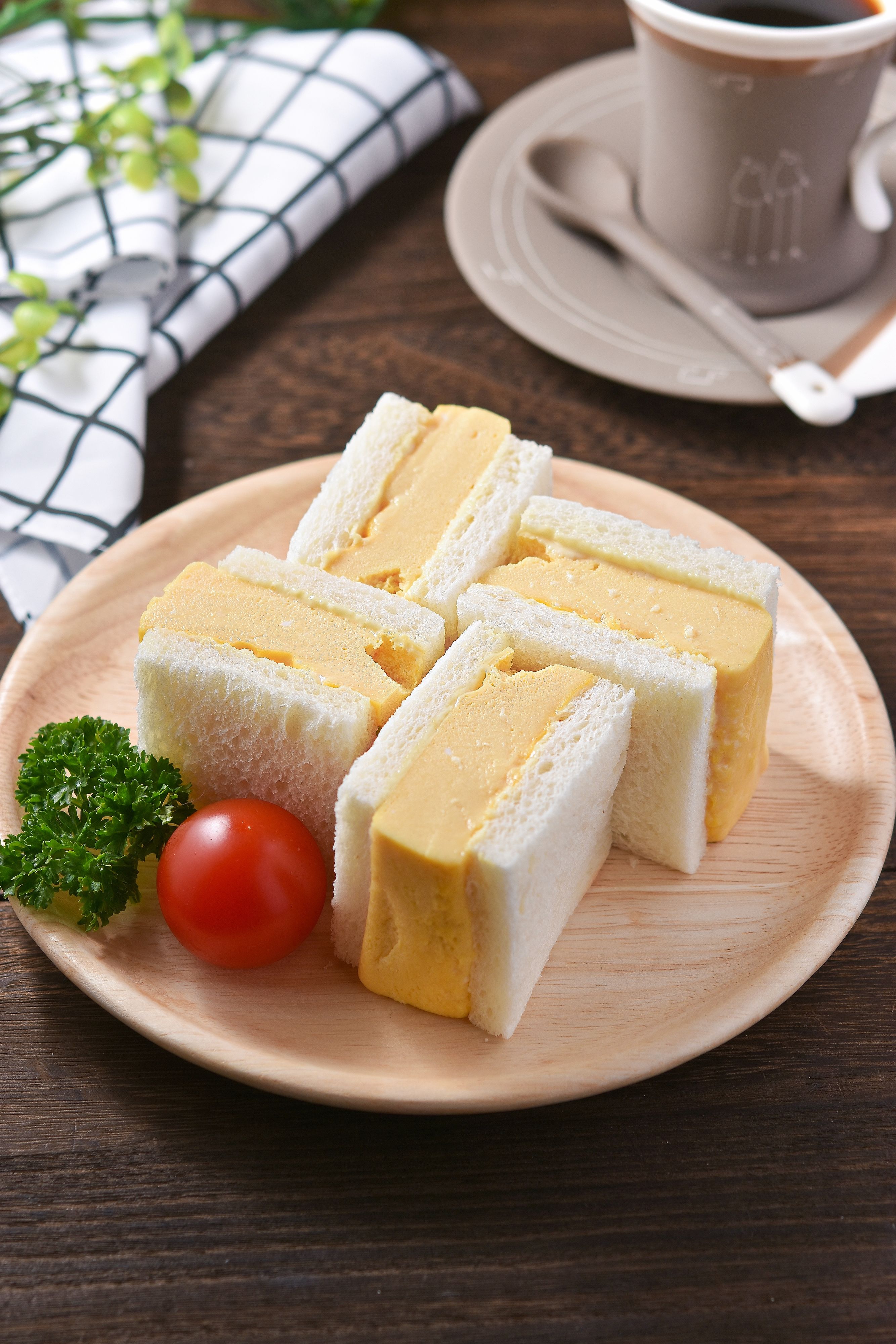 レンジで簡単だし巻き卵風【厚焼き玉子サンド】 | レシピサイトNadia