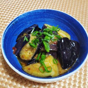 ヴェルの作ってみた!投稿(【なすの辛味噌和え】レンチンで♪色良く仕上がる簡単なす副菜♡)
