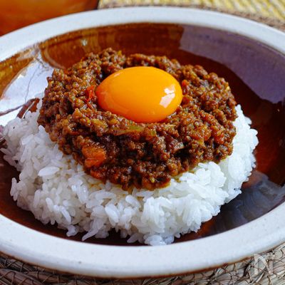 昔、懐かし【本格ドライカレー】うま味を「ぎゅっ!」と、凝縮。