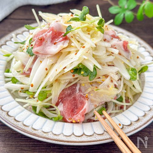 抱えて食べたい♪【新玉ねぎと生ハムのマリネ】