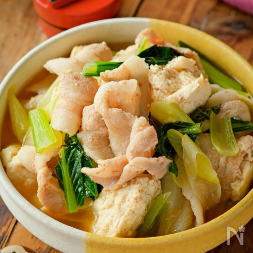 【豚、小松菜、長ねぎ、木綿豆腐のさっと煮】献立たすけます