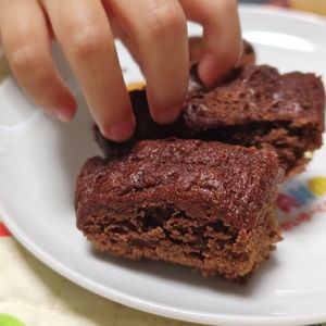 1240351の作ってみた!投稿(【しっとり♡バナナチョコケーキ】混ぜるだけ！簡単米粉のおやつ)