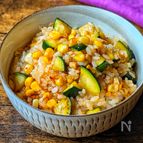 香ばしとうもろこしとズッキーニの韓国風混ぜごはん🌽