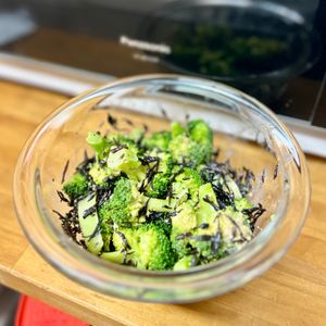 りりの作ってみた!投稿(レンジで5分！【ブロッコリーとひじきの胡麻マヨサラダ】)