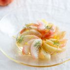 桃とレモンのカルパッチョ。何度でも食べたい！爽やかな前菜。