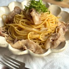 ワンパンでがっつり【豚バラとネギの和風ニンニクパスタ】