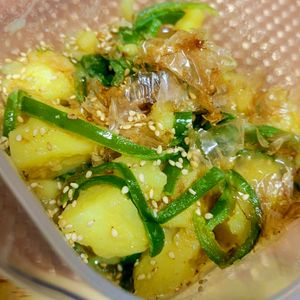 ヴェルの作ってみた!投稿(【じゃがピーマンおかかバター炒め】かつお節香る♪お弁当にも◎)