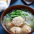 鶏団子と豆苗の中華風春雨スープ【#水戻し不要 #包丁不要】