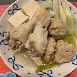 ぐ〜たら子の作ってみた!投稿(濃いだしで味わう鶏つくね鍋)