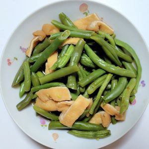ふうかの作ってみた!投稿(基本の和食『いんげんと京あげのたいたん』)