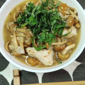 M＊Pの作ってみた!投稿(鶏むね肉のなめこおろしあんかけ)