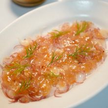 酸味のバランスがたまらない‼︎『鯛の梅肉カルパッチョ』