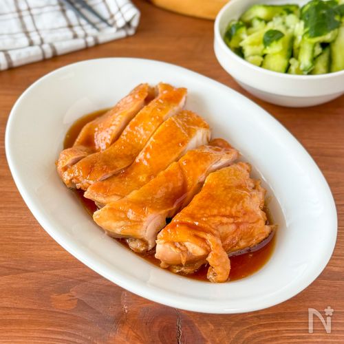 【沖縄の人気お弁当屋さんの再現レシピ🌺】
鶏もも肉の甘辛煮