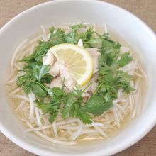 パクチーのフォー風エスニックそうめん