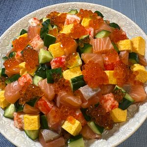 楽ラク手抜キッチン🐶🐾の作ってみた!投稿(【華やかちらし寿司】お手軽簡単に作る！)