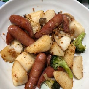 あれつくろっと☆の作ってみた!投稿(食感も楽しめる和風テイスト♡長芋とソーセージの秋のジャーマン)