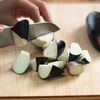 【レンジで作れる】なすとししとうの香味サラダの工程1