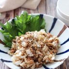 新玉ねぎを楽しむ♡新玉ねぎと納豆のごまおかかサラダ