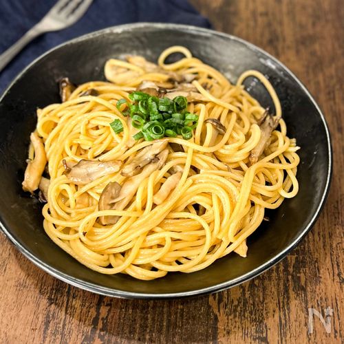 【きのこパスタ】フライパンひとつでガッツリ満足