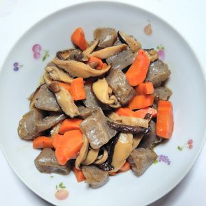 ふうかの作ってみた!投稿(ワンパン楽ちん♪こんにゃくと椎茸にんじんの照り煮☆作り置きに)