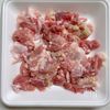 【醤油麹×炒める】豚肉と小松菜の甜麺醤炒めの工程1