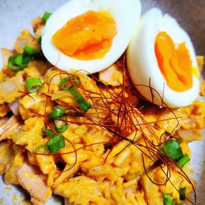 ヴェルの作ってみた!投稿(旨辛キムチのチーズポテサラ│レンジで簡単！混ぜるだけ)