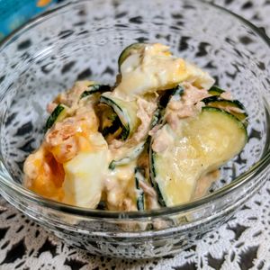 まゆのの作ってみた!投稿(和えるだけ！生でおいしい【ズッキーニの卵サラダ】)