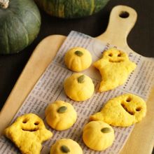 材料５つのハロウィンクッキー