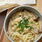 片栗粉いらず！米粉でとろみをつけるきのこ卵あんかけうどん