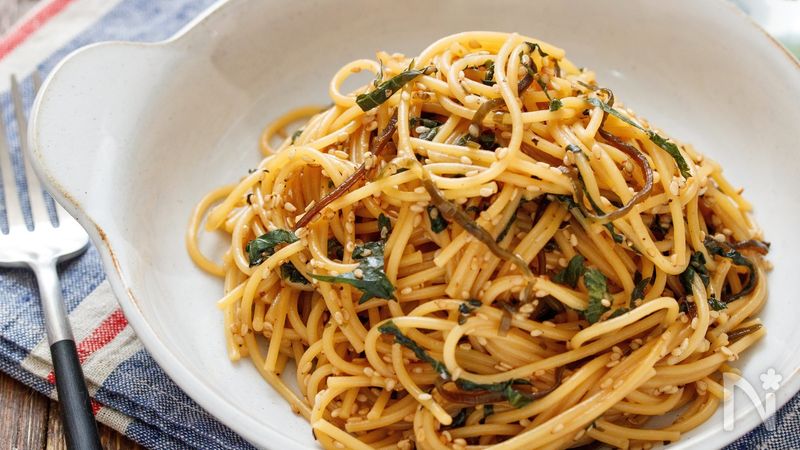 しそ昆布と大葉の和風パスタ レンジ 包丁不要 By ｙｕｕ レシピサイト Nadia ナディア プロの料理家のおいしいレシピ
