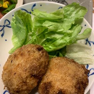 ぐ〜たら子の作ってみた!投稿(キャベツたっぷりメンチカツ)
