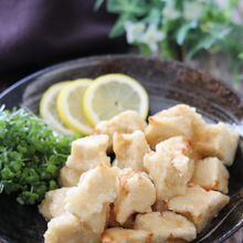揚げない！カリッとモチッとヘルシー旨し♡高野豆腐で旨塩唐揚げ