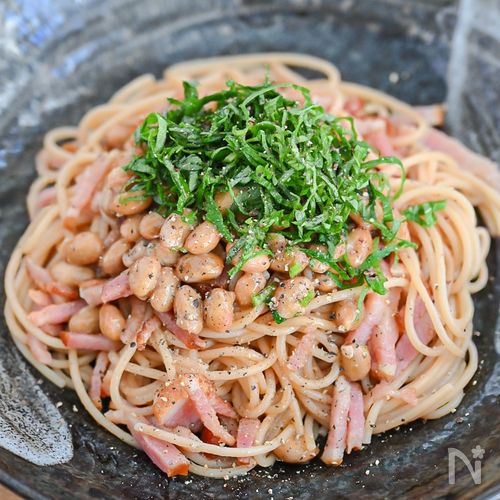 納豆好きだけのおいしさ！ベーコン納豆パスタ