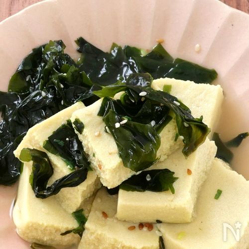 【レンジで簡単】高野豆腐のわかめスープ煮
