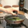 材料２つでできる‼︎『生ハムスナップえんどう』の工程1