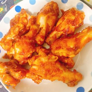 煌蓮mamの作ってみた!投稿(＼焼肉のタレで絶品／ワンパン10分【手羽元ヤンニョムチキン】)